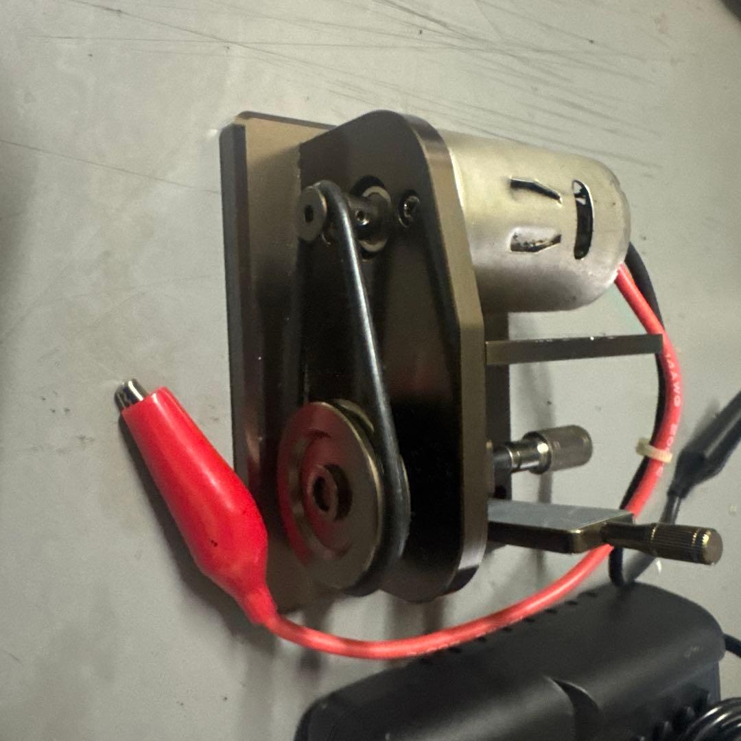 ラジコン用モーター ベルト駆動 DC電源　タイヤセッター