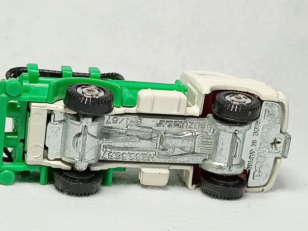 黒箱 トミカ いすゞエルフ バキュームカー 箱有 当時物