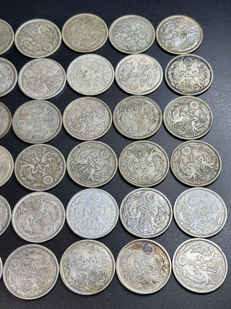 小型50銭銀貨 / 鳳凰50銭銀貨 / 小丸 48枚セット SV720 - メルカリ