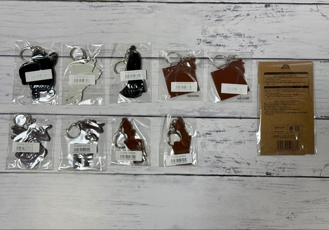ヨルシカ　キーホルダー　10点