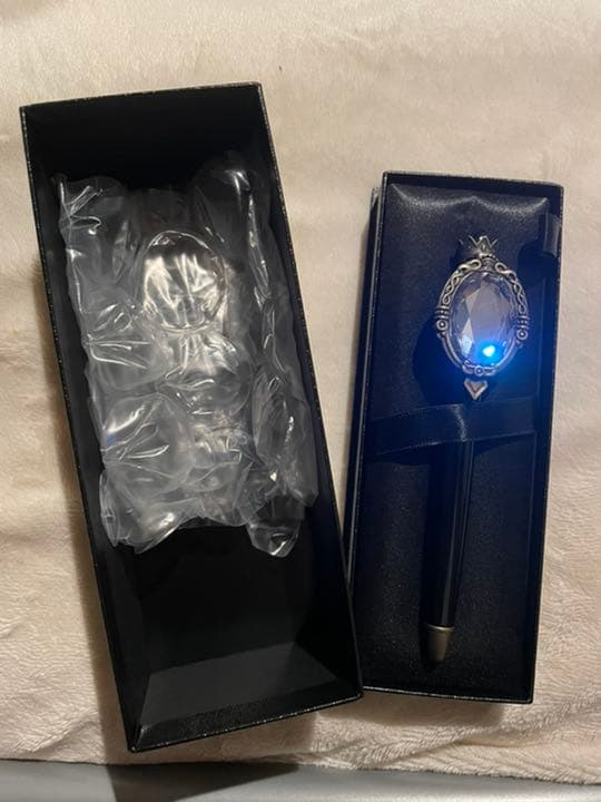 ツイステ オクタヴィネル マジカルペン レプリカ 万年筆