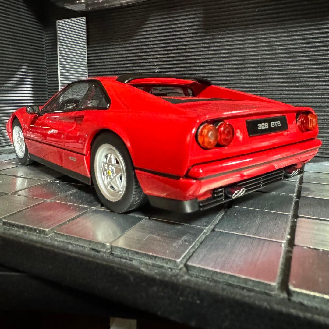 絶版未展示品 KKスケール 1/18 フェラーリ 328 GTB 1985 - メルカリ