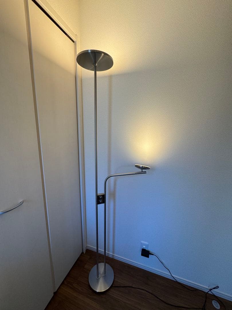 IKEA ISJAKT イスヤクト スタンドライト 間接照明 - メルカリ