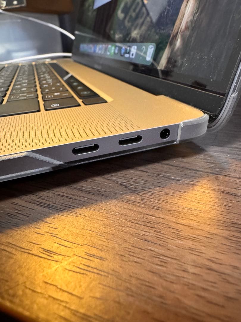 極希少！充放電33回 MacBook Pro16 i9 32GB Sequoia - メルカリ