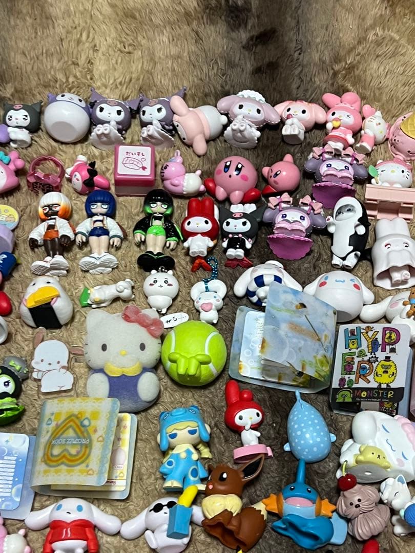 ガチャガチャ フィギュア サンリオ多め まとめ売り ポケモン お茶犬 など 大量
