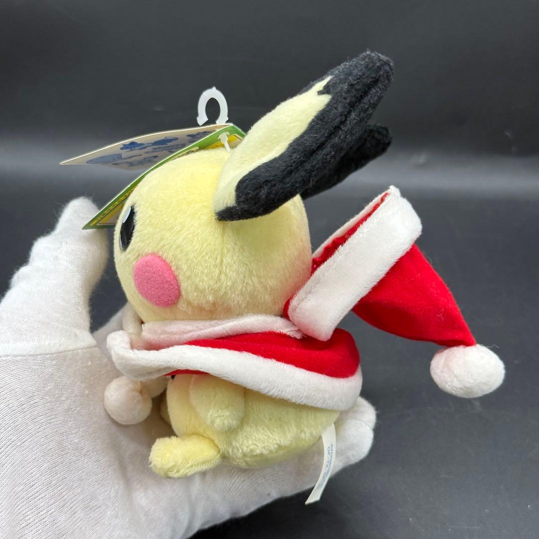 TOMY ポケモンクリスマス　ぬいぐるみ 2001 サンタ　ピチュー