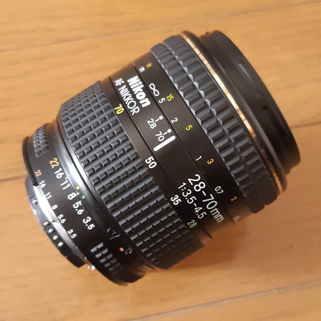 ★ NIKKOR 28-70mm f/3.5-4.5 ズームレンズ