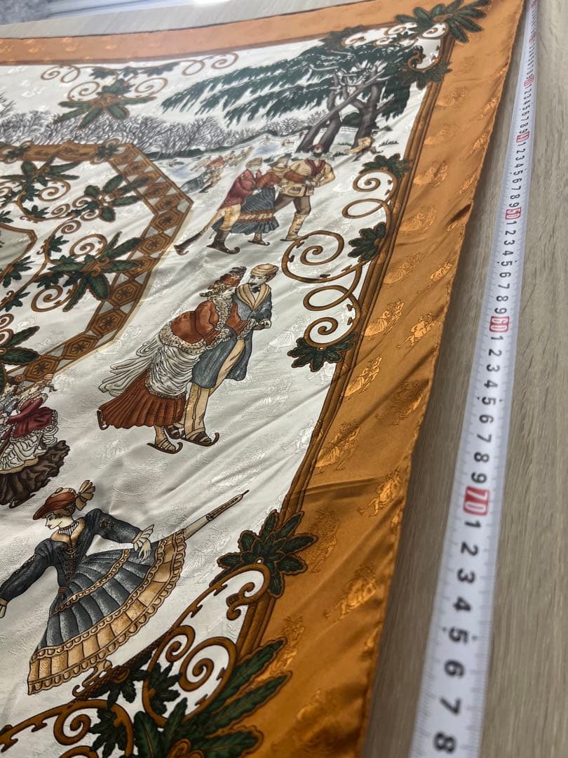 エルメスのカレ90「Scènes de Patinage（スケートの情景）」 - メルカリ