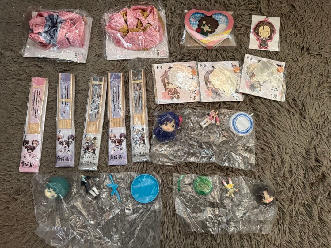 アニメ　アイドルグッズ　まとめ売り　約190点