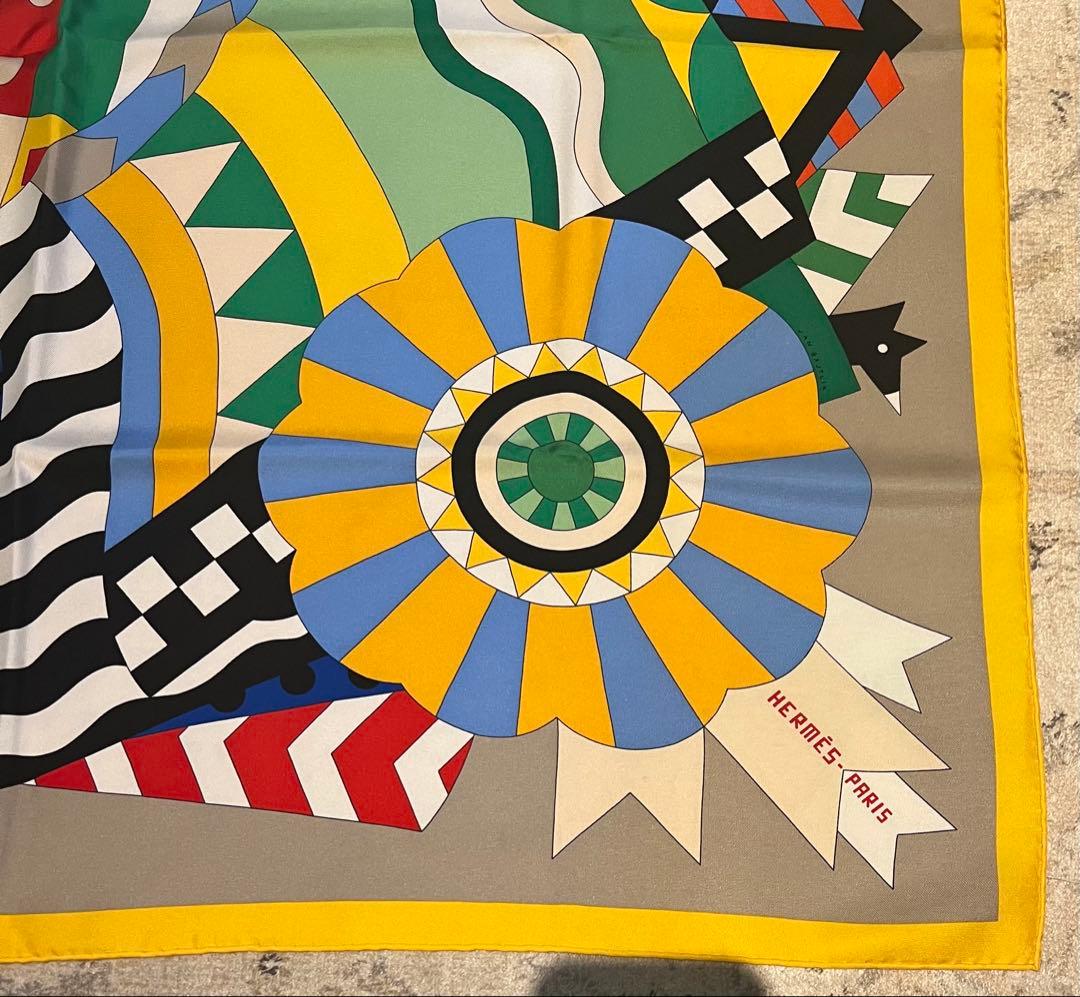 美品　エルメス スカーフ カレ90 《シュヴァル・ドゥ・フェット》