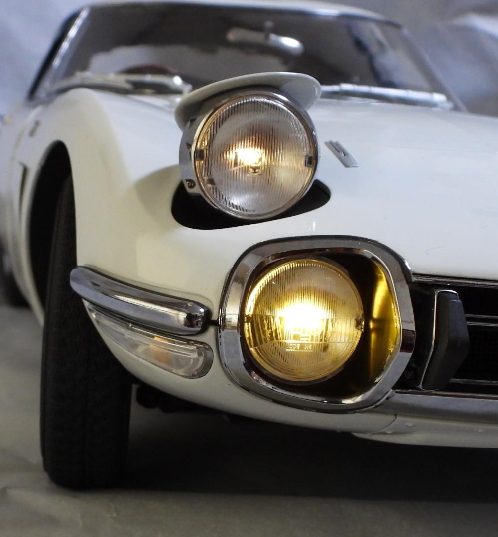 ミニカー Hachette TOYOTA 2000GT 1/8