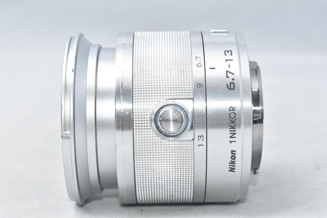 Nikon 1 NIKKOR 6.7-13mm F3.5-5.6 VR シルバー