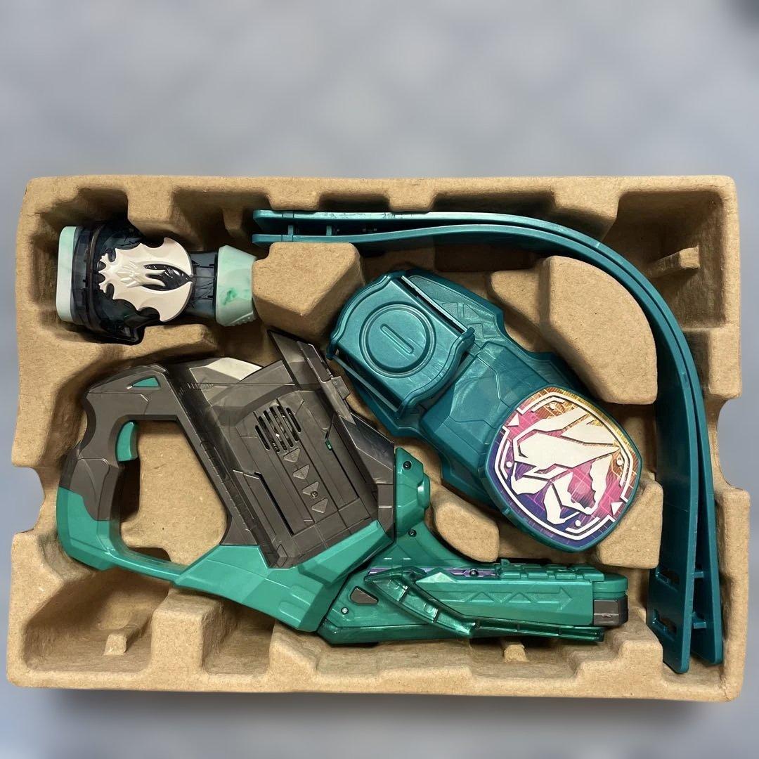 仮面ライダーリバイス DXツーサイドライバー - メルカリ