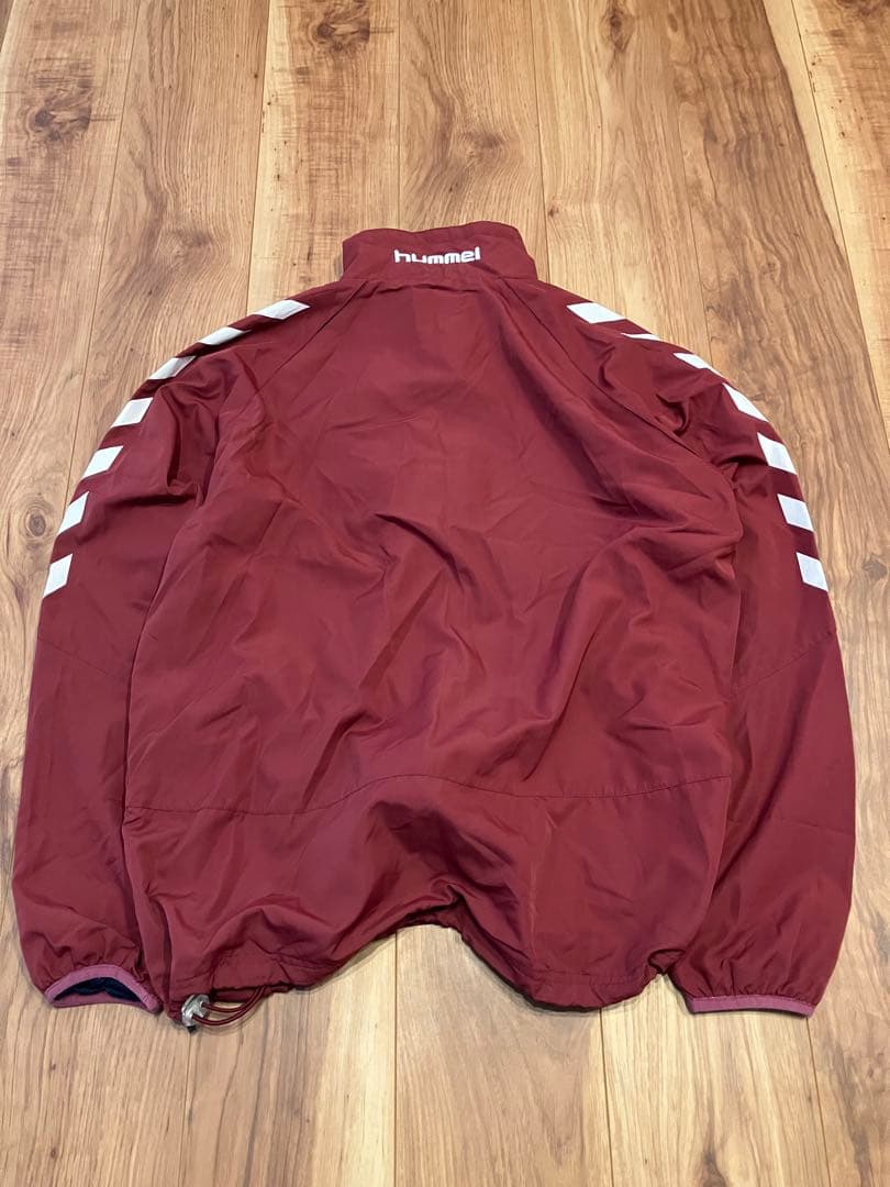 アストンヴィラ Hummel ナイロンジャケット 古着 アストンビラドリル
