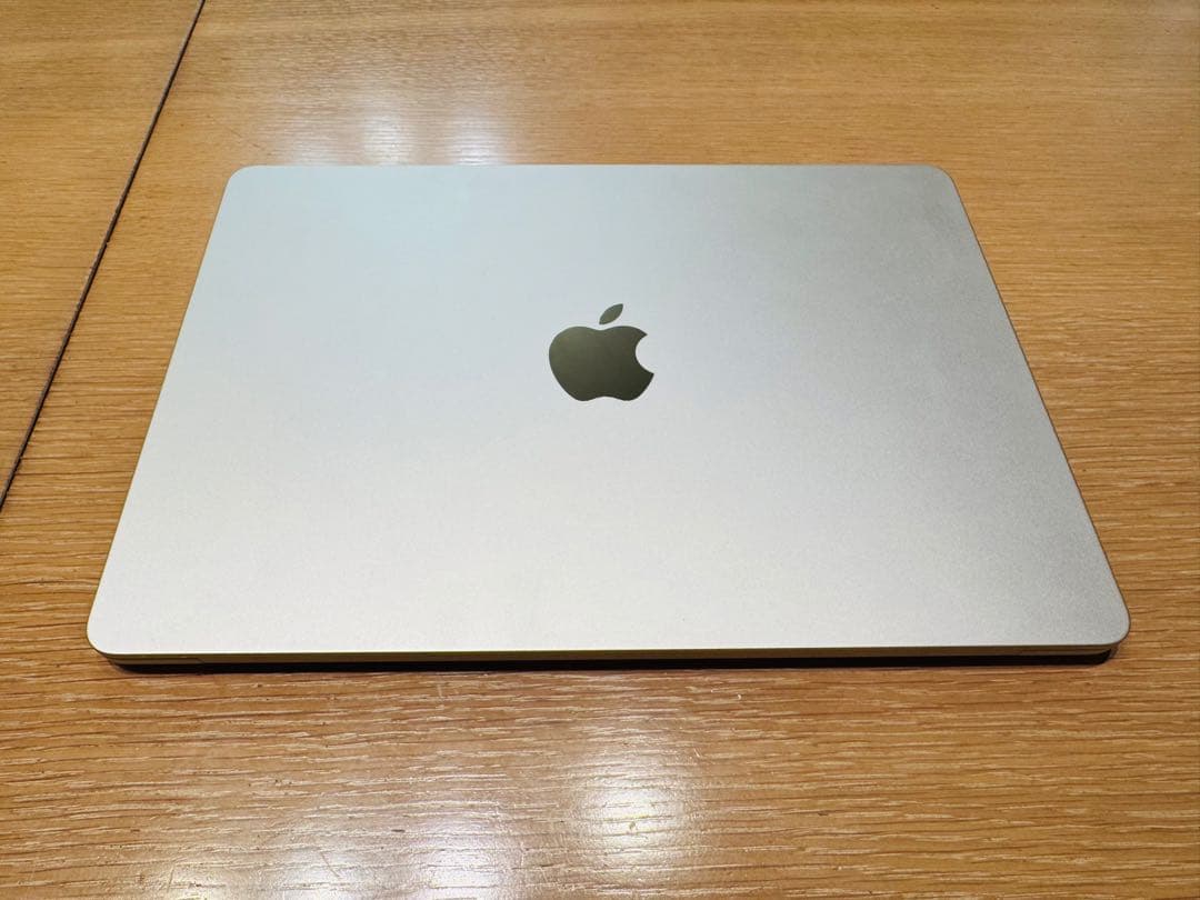 MacBook Air M2 13インチ 本体 Amazon.com: Apple 2022 MacBook Air with Apple M2 Chip (13-inch