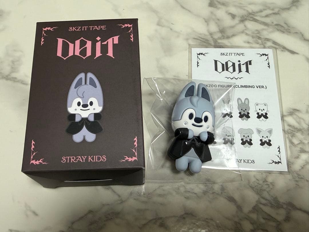 SKZOO FIGURE CLIMBING ver. ウルフチャン - メルカリ