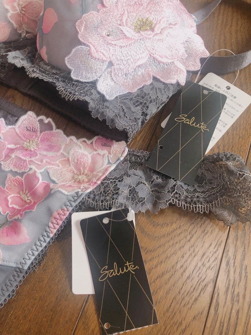 【サルート】希少G65 《新品》日本の花嫁03G プッシュアップブラソングセット