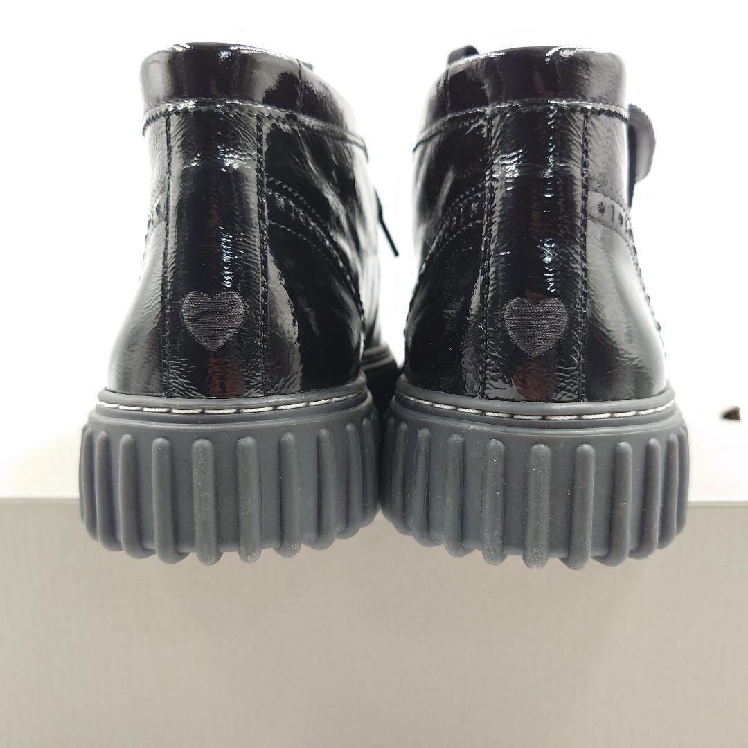 美品 クラークス トーヒルハート 26.5cm 黒 厚底 ハート ワラビー