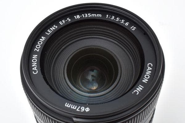 【美品】キャノン Canon EF-S 18-135mm F3.5-5.6 IS