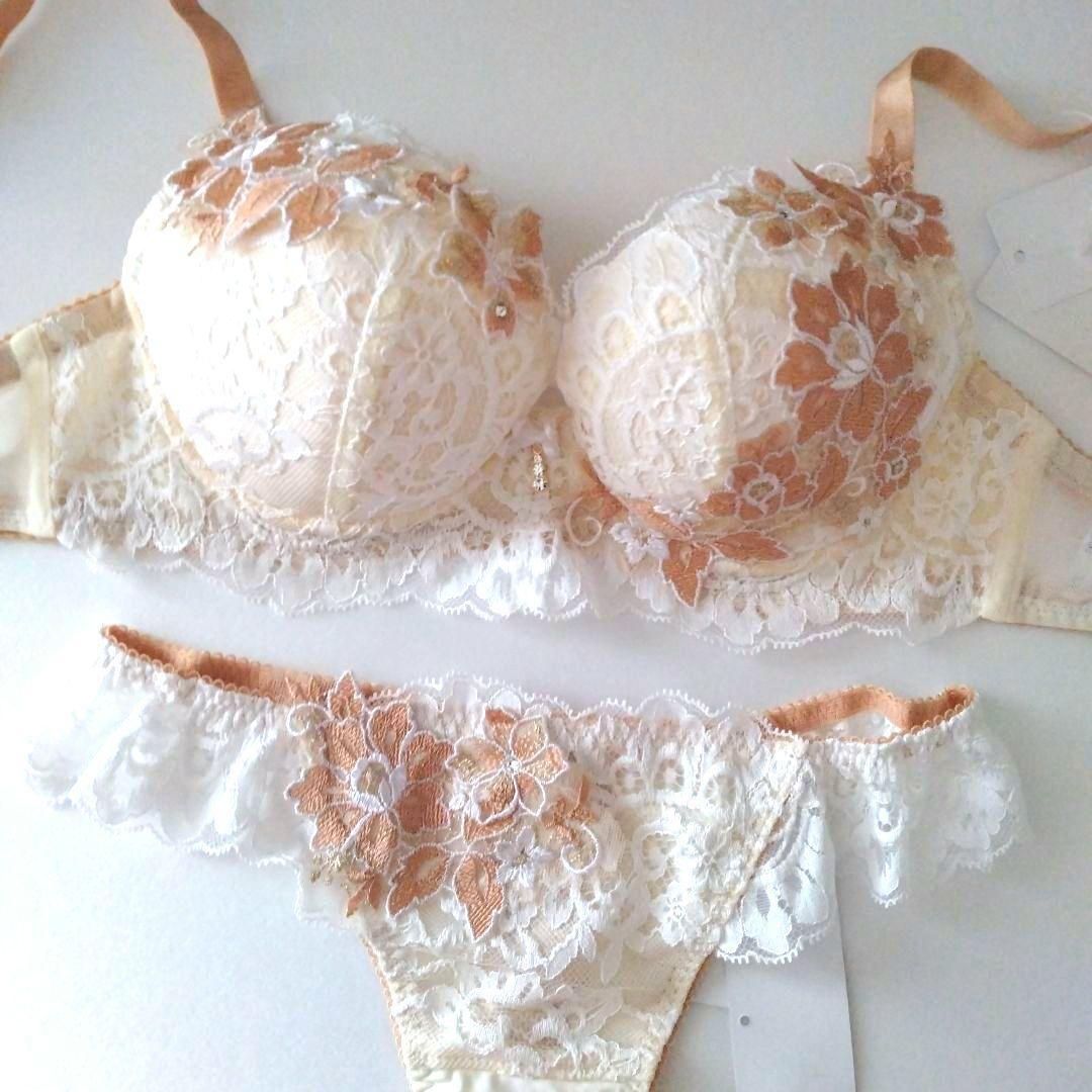 【新品】ワコール《ルジェ》P-UPブラ D70/M 定価13,640円