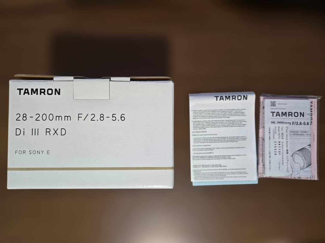 タムロンTAMRON 28-200mm f/2.8-5.6 Di III RXD