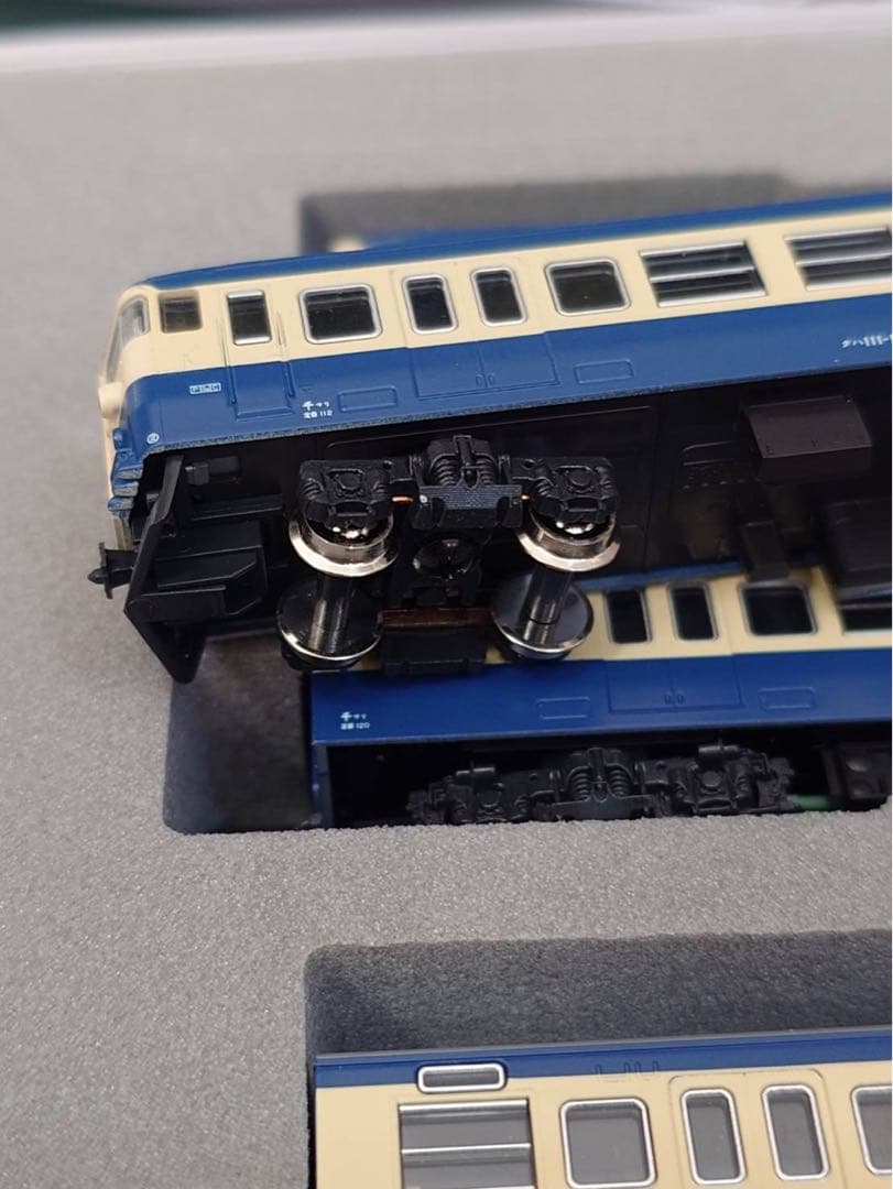 Nゲージ 10-195 113系1500番台横須賀線色基本 (8両) &7両増結