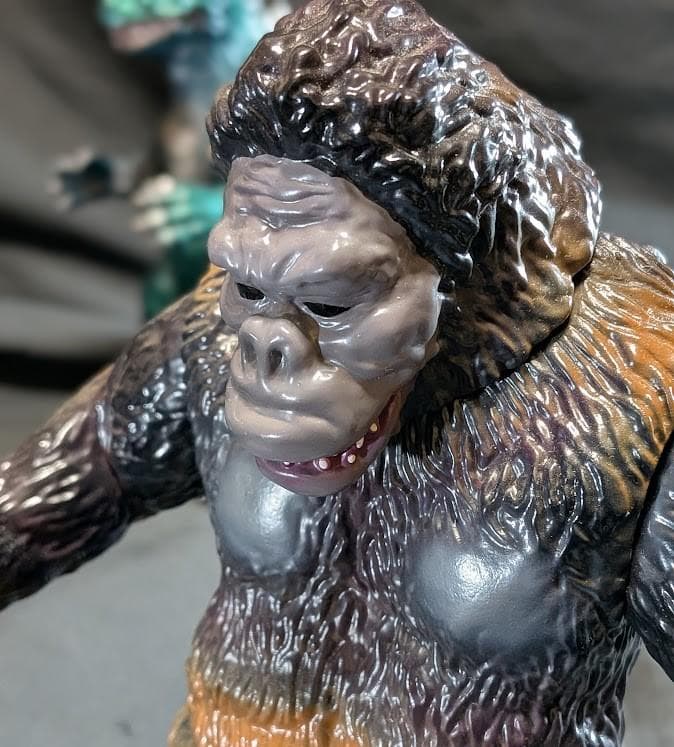 ゴジラ（M1号）＆ゴリラ1号（APES JAPAN）ソフビフィギュア2体