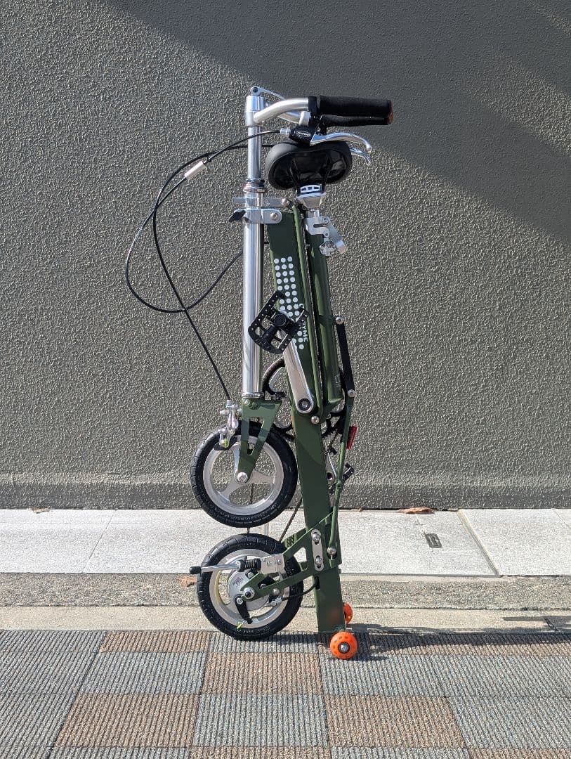 Carry Me(キャリーミー)／フォールディングバイク／マッドオリーブ