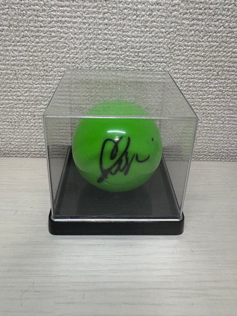 NCTWISH ユウシくん サインボール - メルカリ