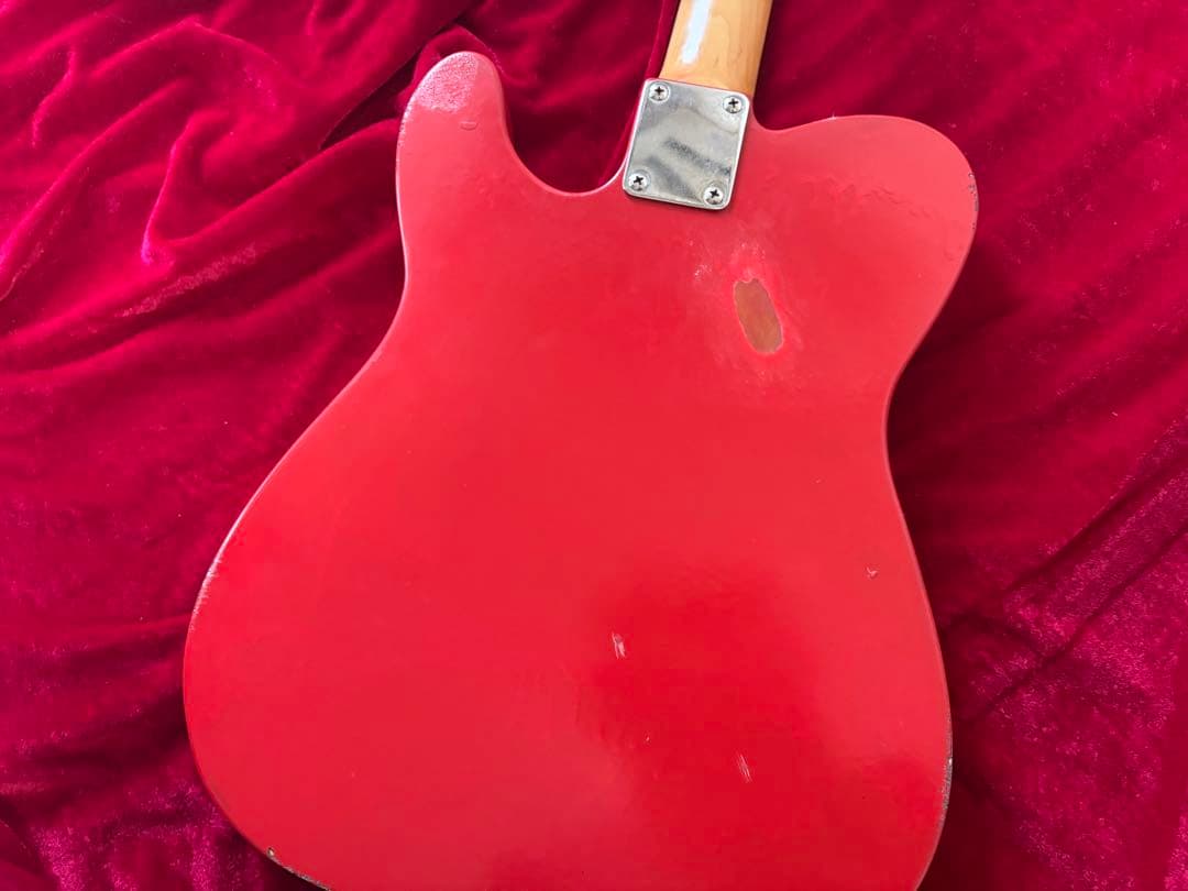 テレキャスタータイプ　マルチレイヤーカラー　ラッカーフィニッシュ　ハードレリック