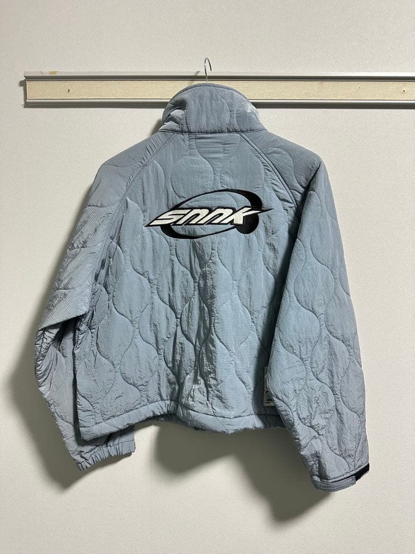 ずとまよ SNNK Quilted Jacket (Blue Gray)