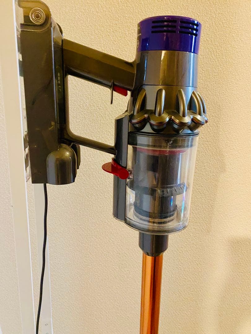 豪華セット】ダイソンV10＋水拭きヘッドRULA＋壁穴不要スタンド＋付属