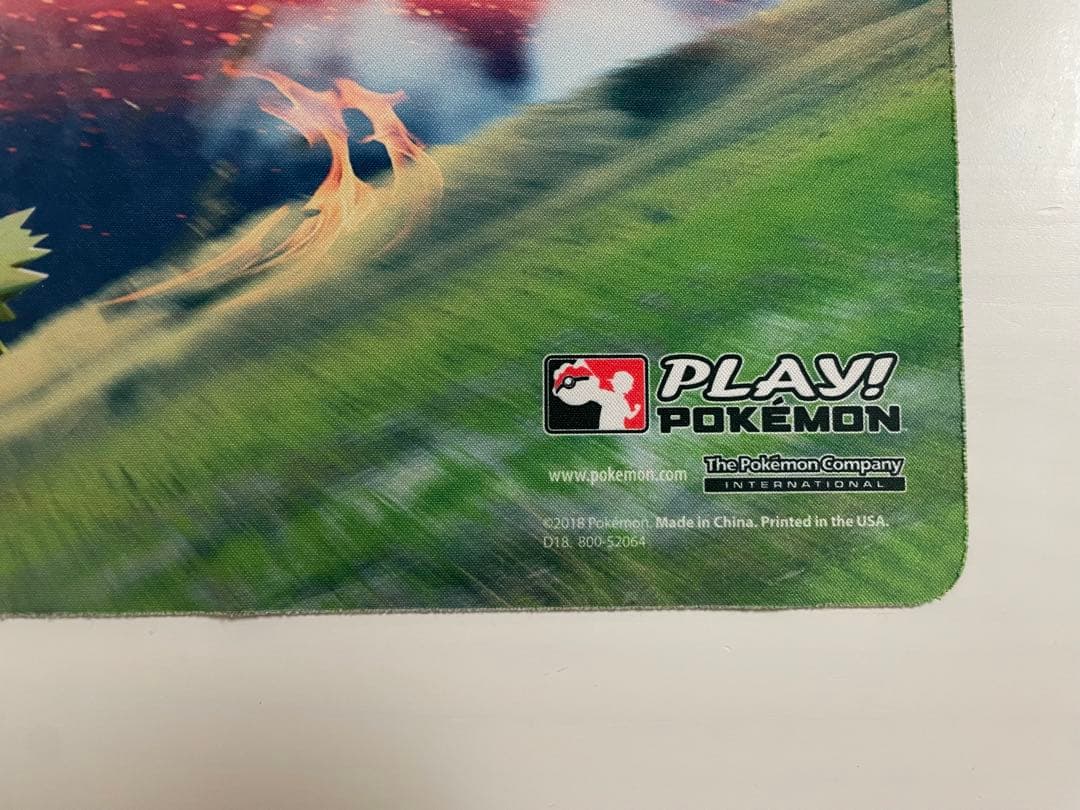 バシャーモ プレイマット STAFF - メルカリ