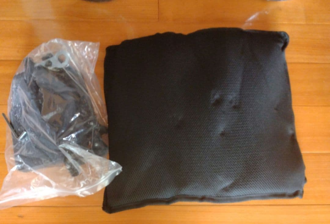 【値下げしました】軽量 介助用車椅子 8.8kg 折りたたみ