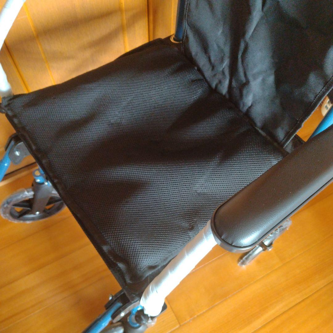 【値下げしました】軽量 介助用車椅子 8.8kg 折りたたみ