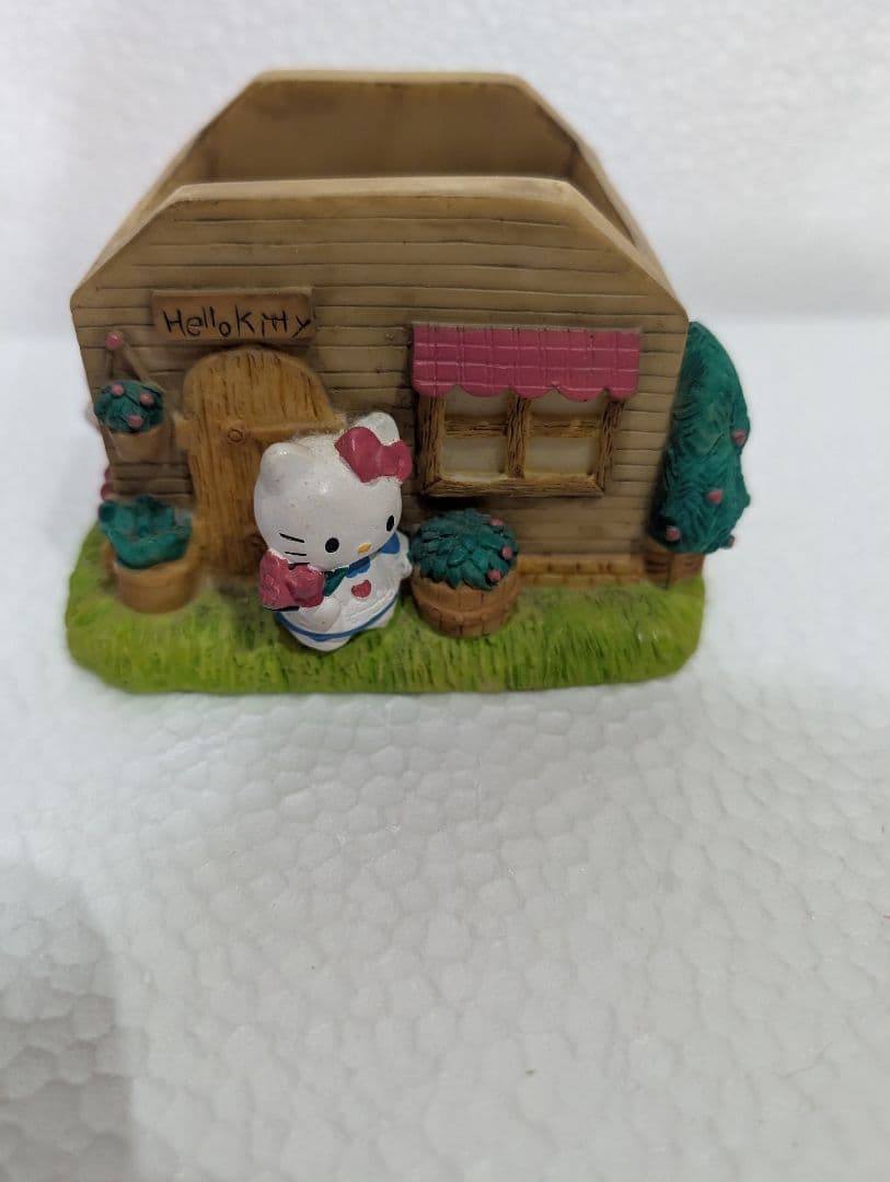 ハローキティ 家型小物入れケース