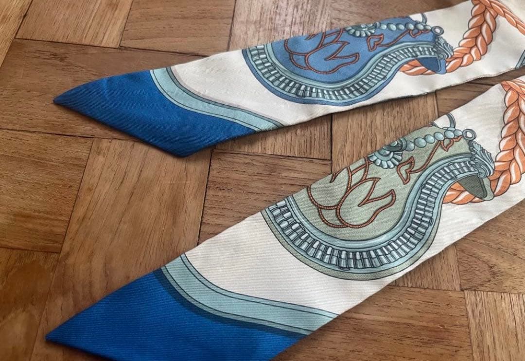 ほぼ新品・未使用　エルメス ツイリー 《グラン・アパラ》 2025春夏