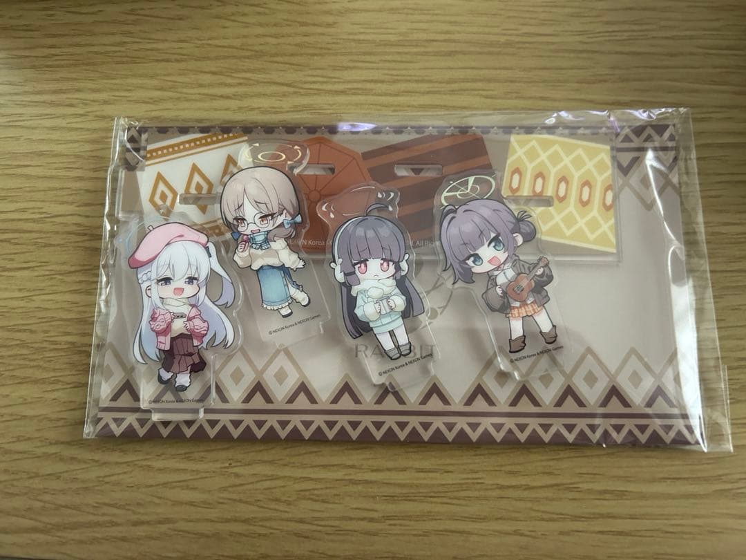 韓国限定】 ブルーアーカイブ 4周年記念 特典 アクリルスタンド - メルカリ