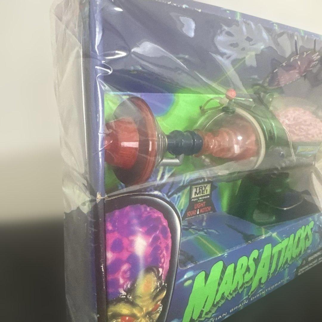 マーズアタック スペースガン - メルカリ