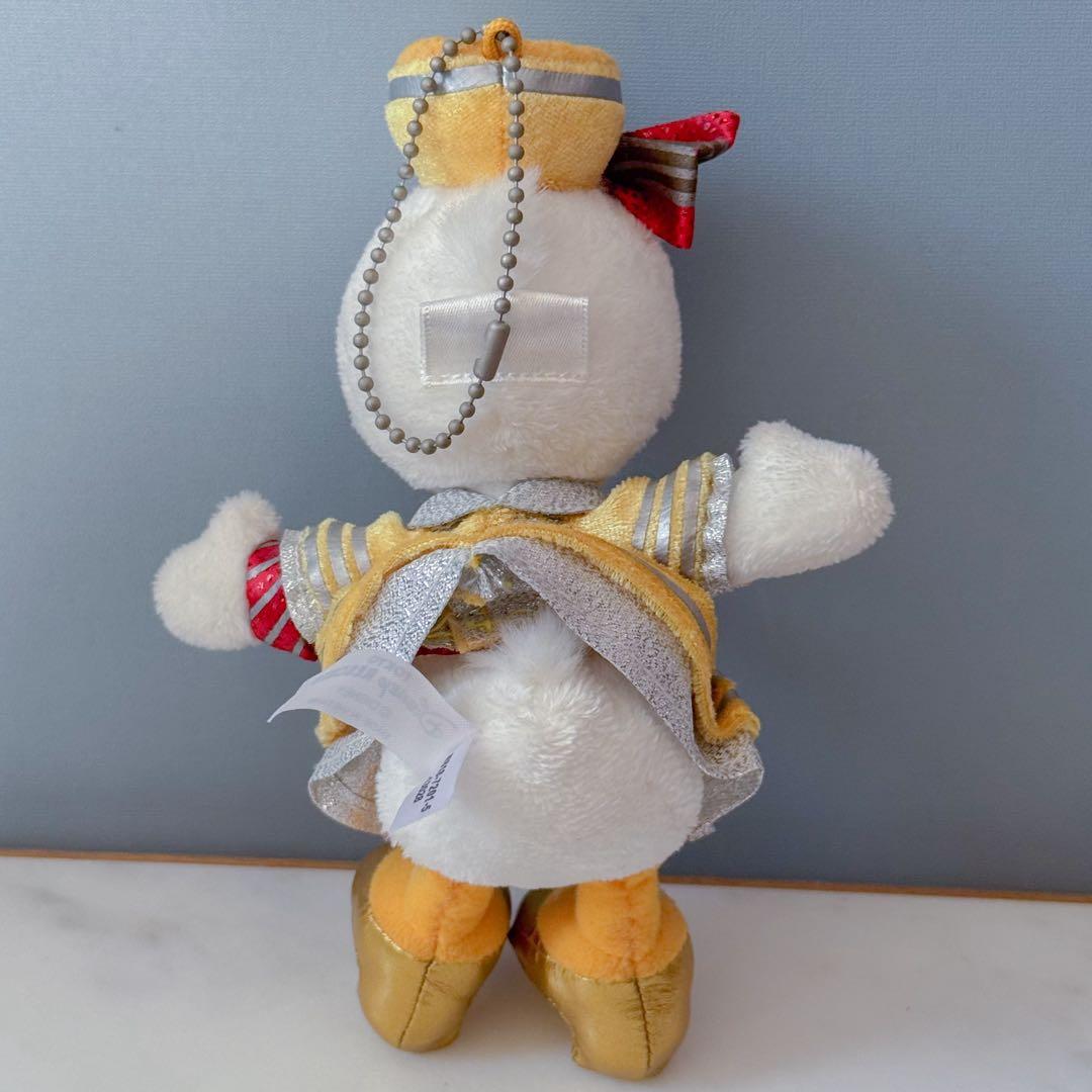 ディズニーランド 30th デイジーダック ぬいぐるみバッジ - メルカリ