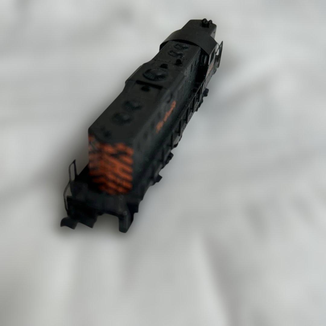 Nゲージ 外国車両（動力車両のみ）鉄道模型 ライト付き