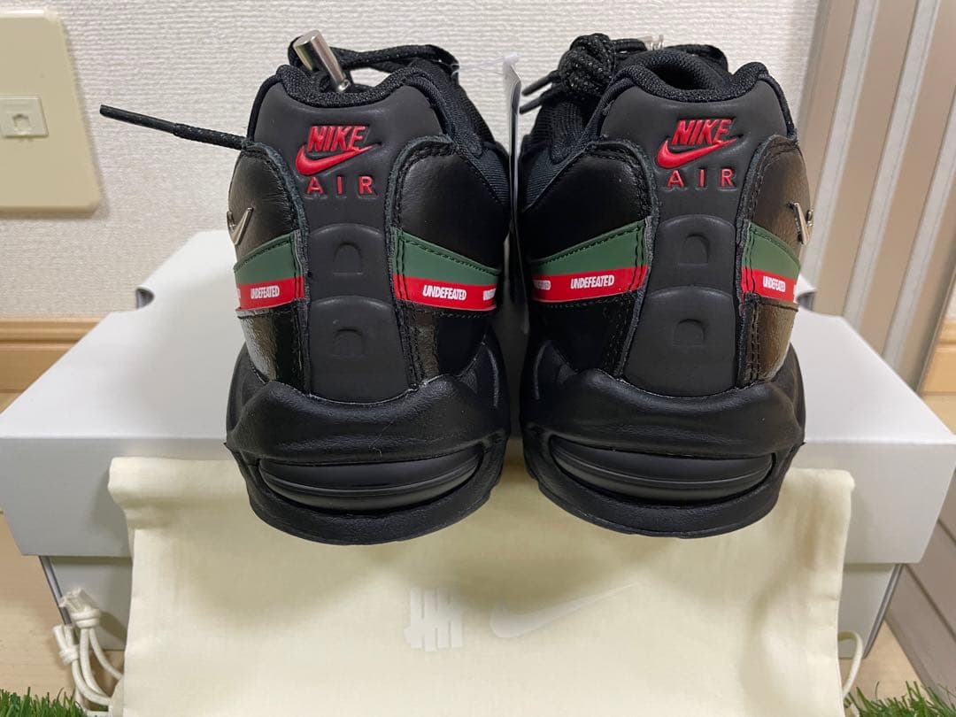 暁*橋様 最終値下新品未使用黒タグ付UNDEFEATED×ナイキエアマックス95