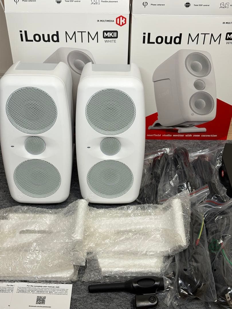 IK Multimedia iLoud MTM MKII Pair ホワイト IK Multimedia iLoud MTM MKII Monitors (White) | FrontEndAudio.com