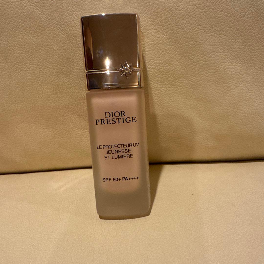 Dior Prestige ホワイト ル シアーグロウ - メルカリ