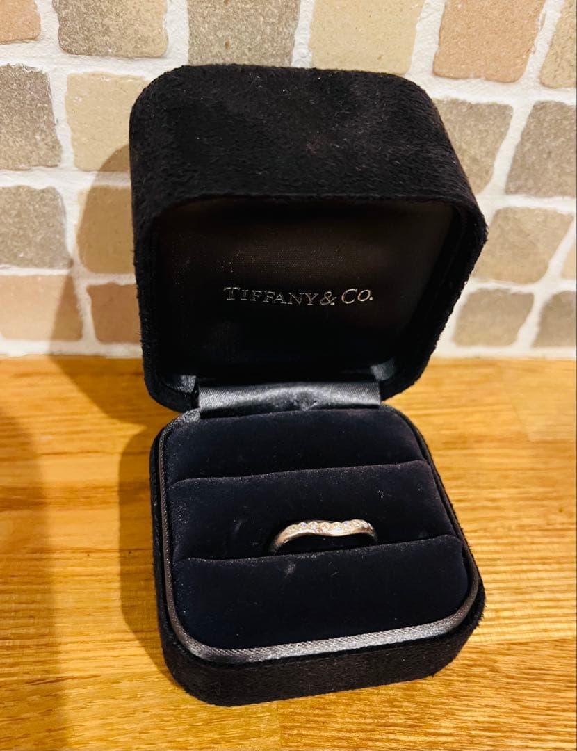 ティファニーカーブドバンドリング　ダイヤ9P 12.5 号 楽天市場】ティファニー カーブドバンドリング 9pダイヤの通販