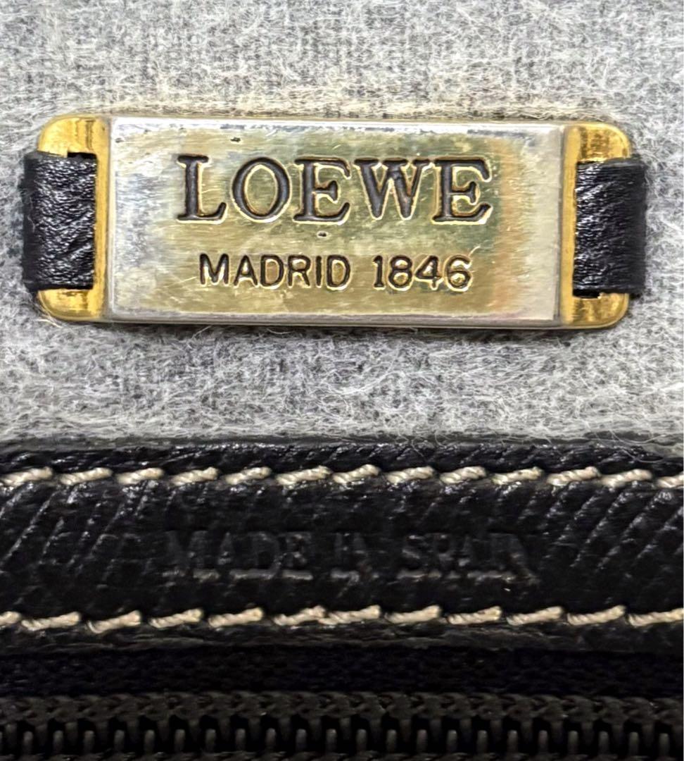 希少 ロエベ メッセンジャーバック ショルダー アナグラム レザー A4