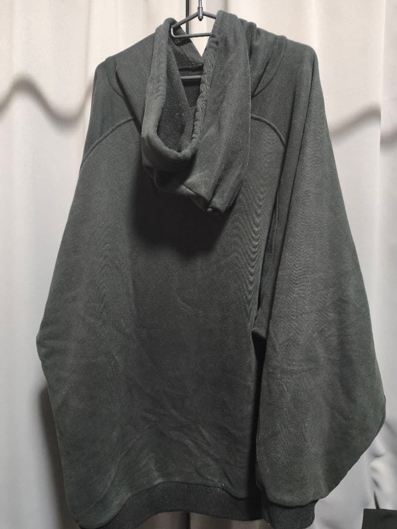 ROUGH SIMMONS けいおん フーディー - メルカリ