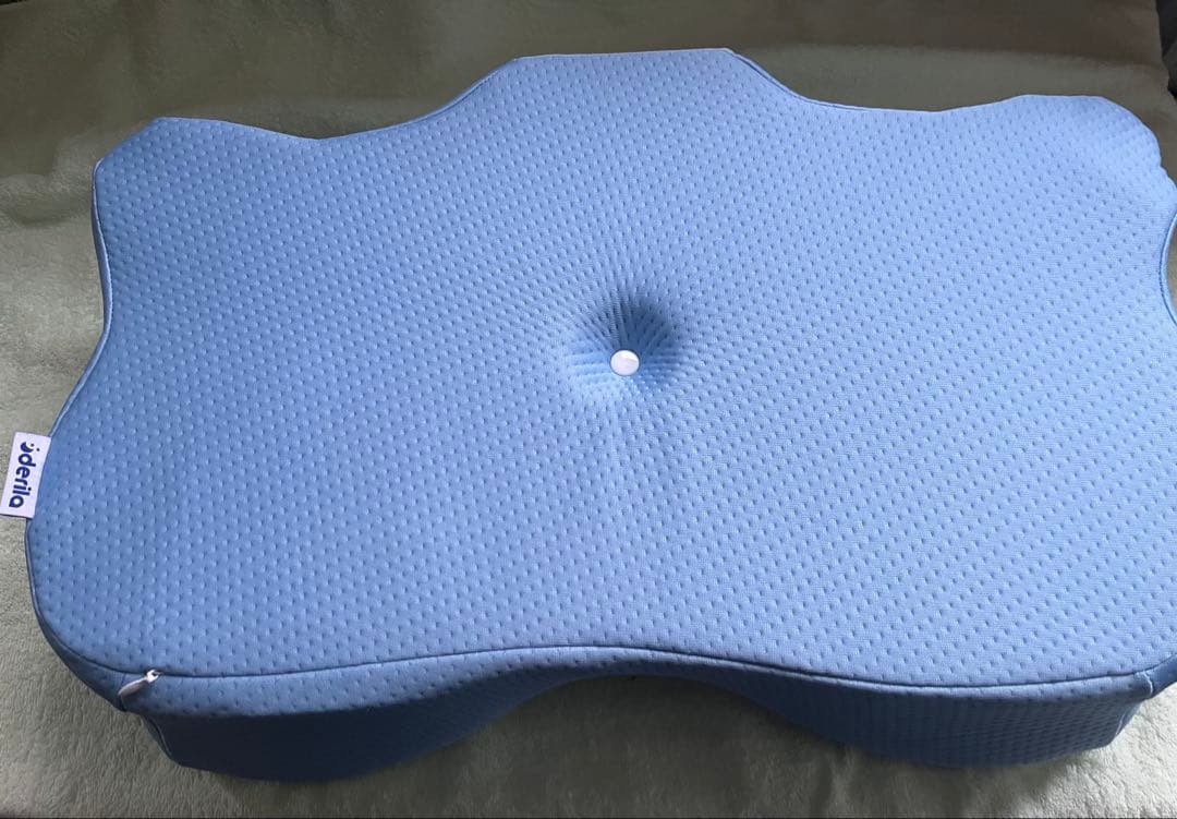 Facebookで見つけた枕 Derila 枕 アンナ Derila Ergo - メルカリ