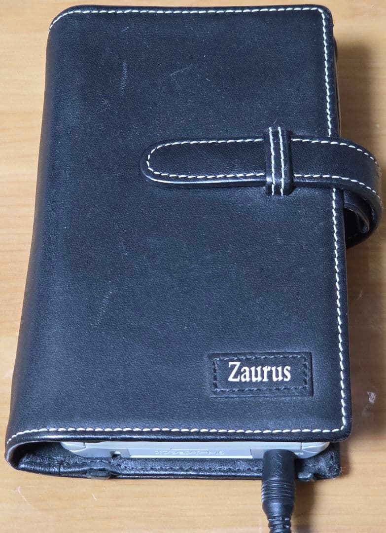 完動品 Zaurus MI-E25DC＋液晶保護フィルム＋PC通信ケーブル - メルカリ