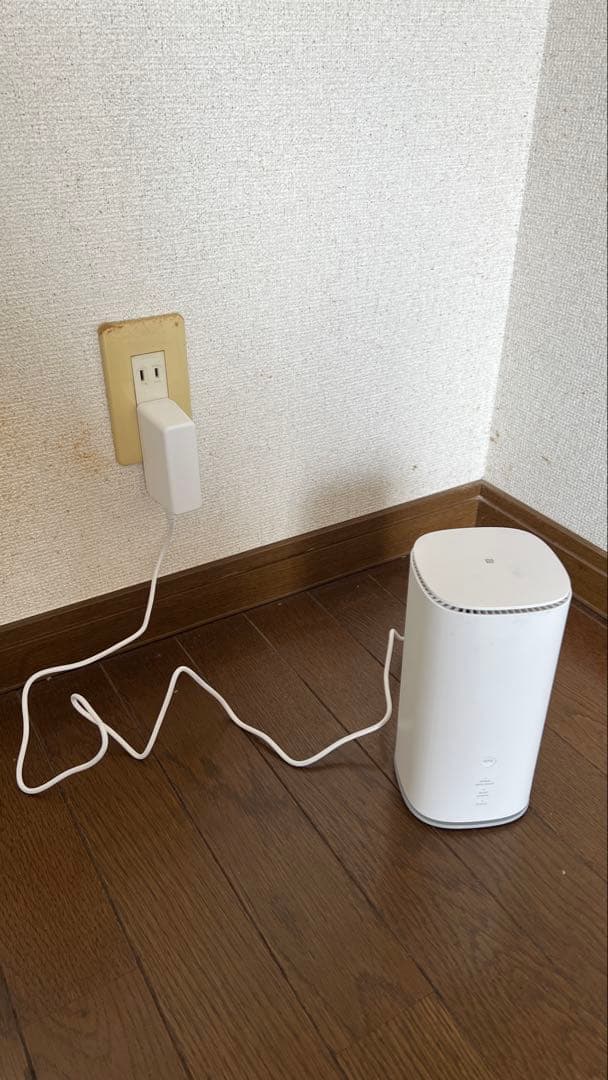 【動作OK】ホームルーター Speed Wi-Fi  5G L13 Speed Wi-Fi HOME 5G L13】コンセントに挿すだけのホームルーター